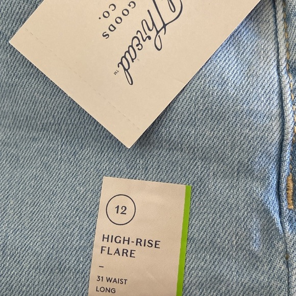 Women's High-Rise Flare Jeans - Universal
Thread™ Light Wash long length new - Picture 8 of 9